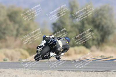 media/Oct-04-2025-CVMA (Sat) [[408bcdd6e4]]/Race 13-Amateur Supersport Open/